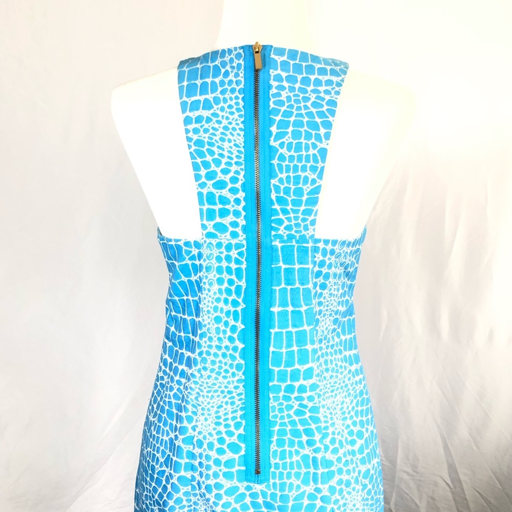 Dress - Picture 4 of 9